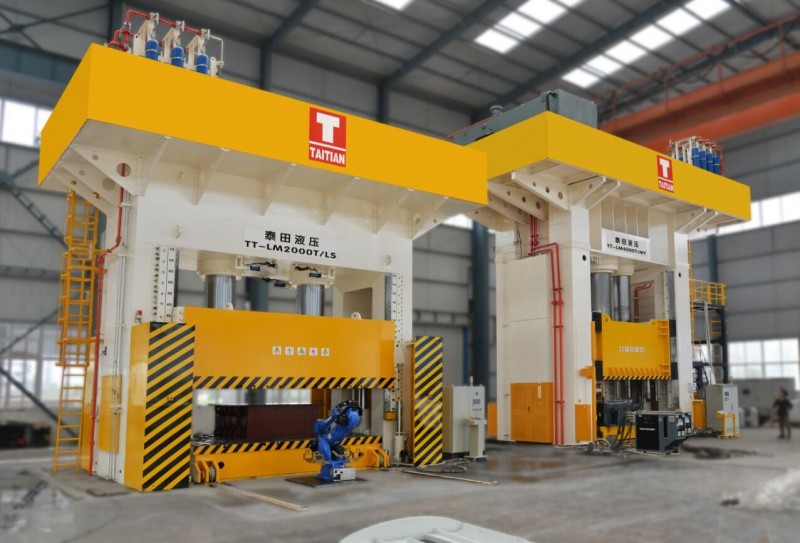 厦门市泰田机械制造将在中国复合材料模压专题会上进.