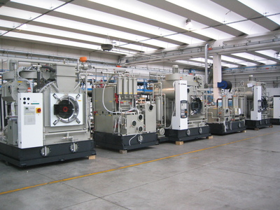 厦门萨德机械设备-供应进口折叠机 五折折叠机优惠价 找厦门萨德机械设备生产厂家